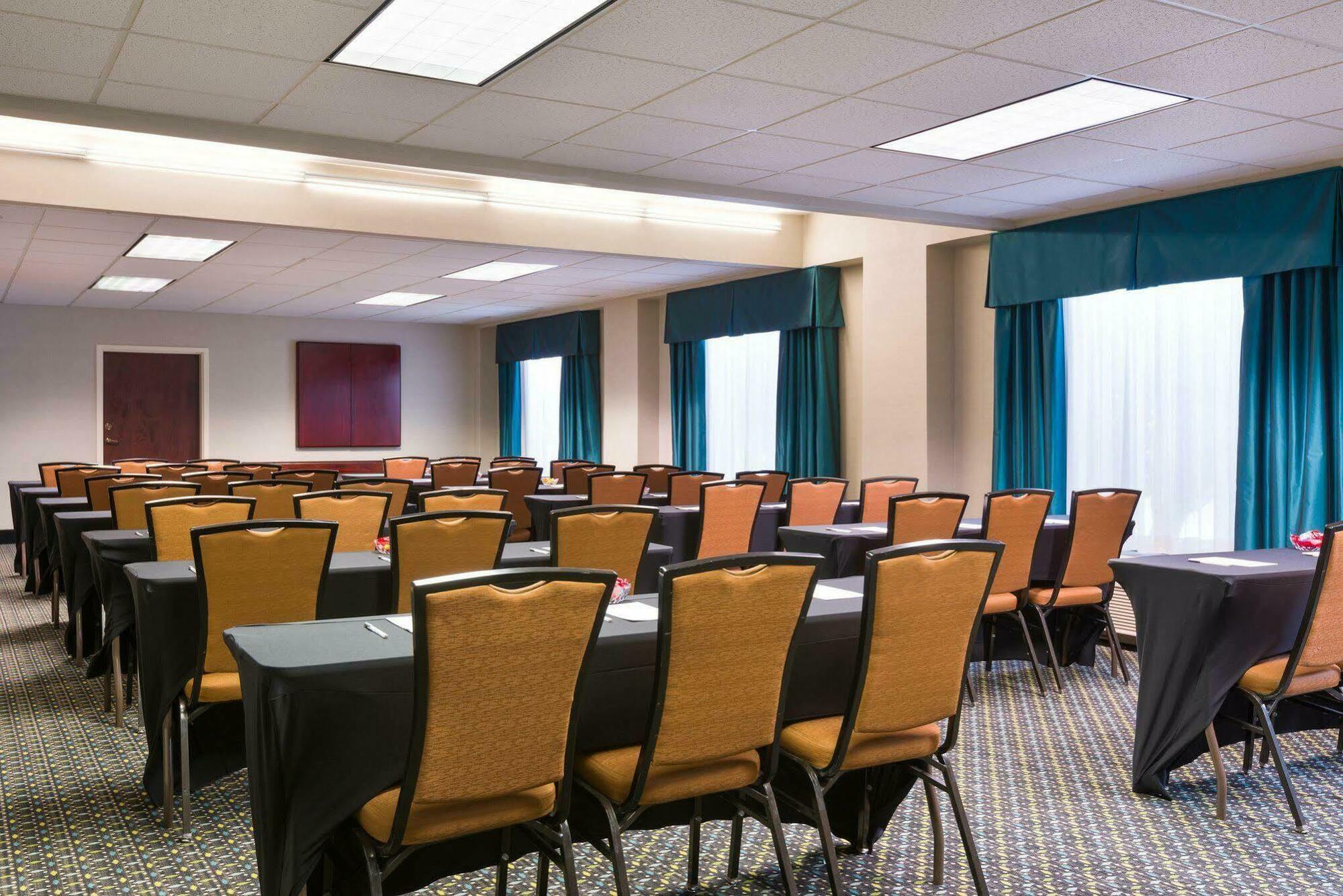 Hampton Inn Atlanta Perimeter Center Sandy Springs Esterno foto